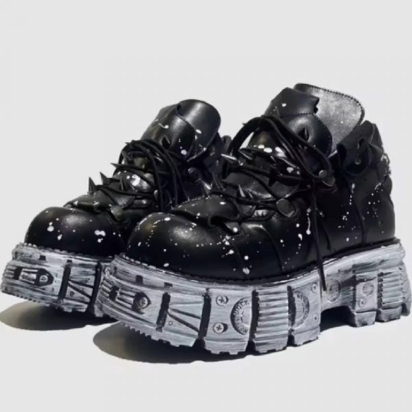 Women's Black Thick-soled Buckle-up Motorcycle Boots