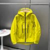 Outdoor Windproof And Waterproof Hardshell Jacket For Sports