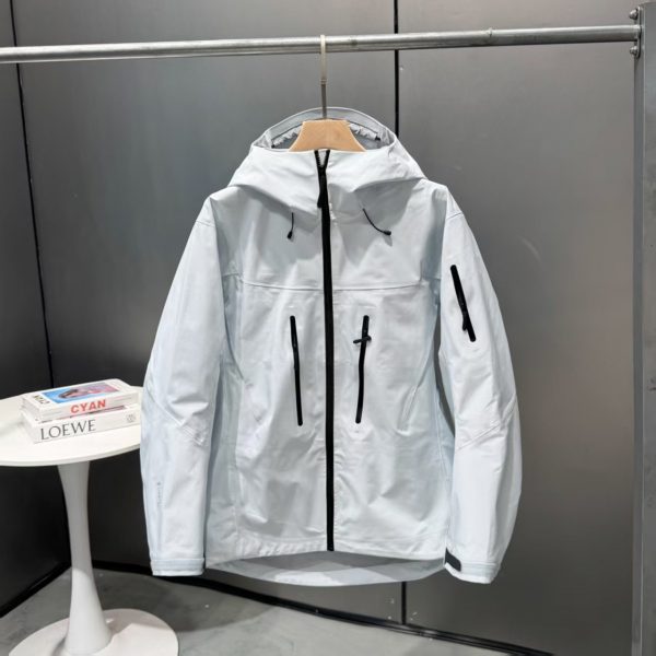 Outdoor Windproof And Waterproof Hardshell Jacket For Sports